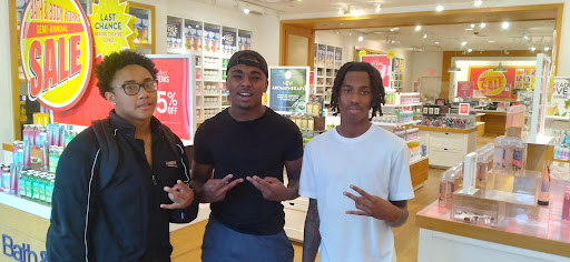 Beauty Supply Store «Bath & Body Works», reviews and photos, 2520 McMenamin St, Hampton, VA 23666, USA