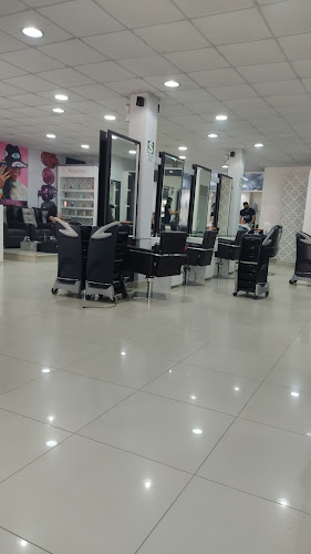 Opiniones de Peluquería Gonzales Luxury en Tarapoto - Peluquería