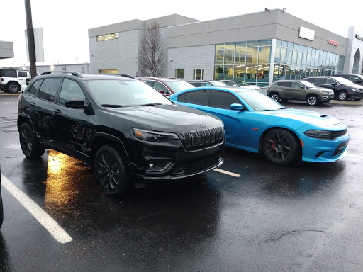 Chrysler Dealer «Rochester Hills Chrysler Jeep Dodge Ram», reviews and photos, 1301 S Rochester Rd, Rochester, MI 48307, USA