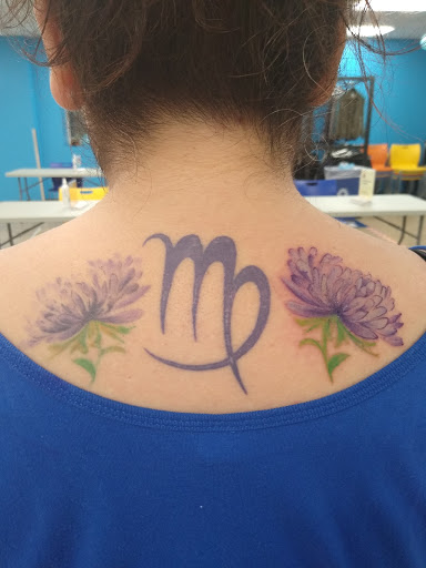 Tattoo Shop «Tattoo Factory Inc», reviews and photos, 4441 N Broadway St, Chicago, IL 60640, USA