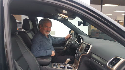 Car Dealer «Stewart Chrysler Dodge Jeep Ram», reviews and photos, 800 Serramonte Blvd, Colma, CA 94014, USA