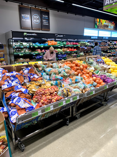 Supermarket «ALDI», reviews and photos, 35920 Chester Rd, Avon, OH 44011, USA