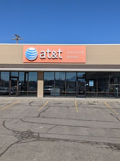 Cell Phone Store «AT&T Authorized Retailer», reviews and photos, 1873 E Murray Holladay Rd, Holladay, UT 84117, USA