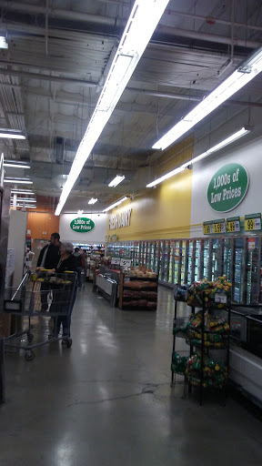 Grocery Store «Food 4 Less», reviews and photos, 1410 W Foothill Blvd, Rialto, CA 92376, USA