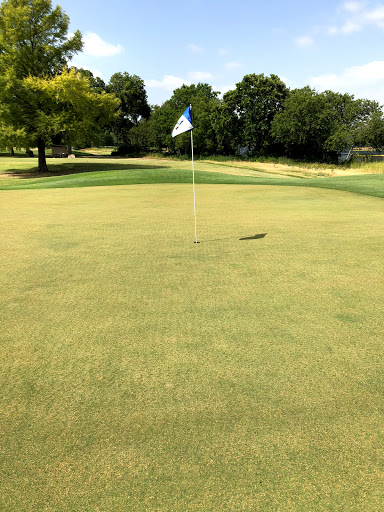 Golf Course «Lake Arlington Golf Course», reviews and photos, 1516 W Green Oaks Blvd, Arlington, TX 76013, USA