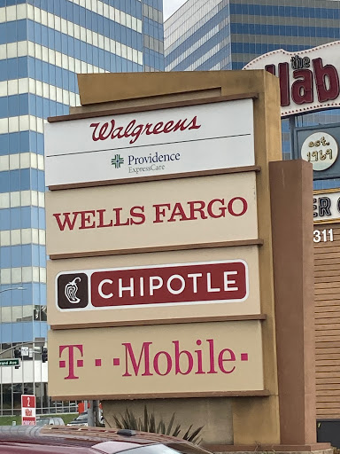 Drug Store «Walgreens», reviews and photos, 331 N Sepulveda Blvd, El Segundo, CA 90245, USA