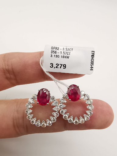 Jewelry Store «Studio Jewelers», reviews and photos, 2240 Bartow Ave, Bronx, NY 10475, USA