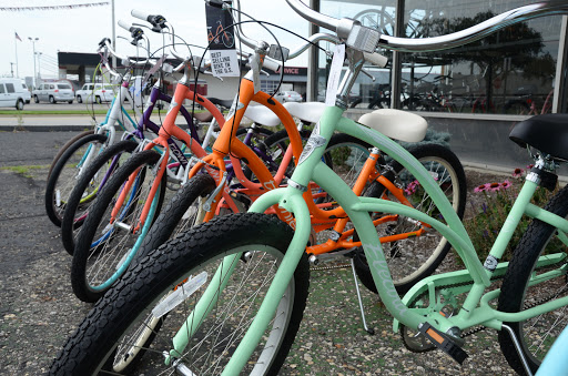 Bicycle Store «Kokomo Cycling & Fitness», reviews and photos, 1500 E Blvd St, Kokomo, IN 46902, USA