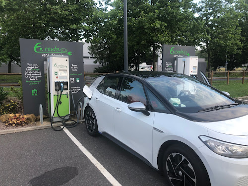 Borne de recharge de véhicules électriques Lidl Station de recharge Metz