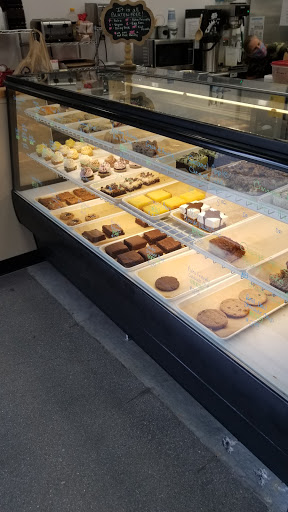 Natural Foods Store «Benefit Your Life Gluten Free Market and Bakery», reviews and photos, 620 N Campbell Station Rd #24, Knoxville, TN 37934, USA