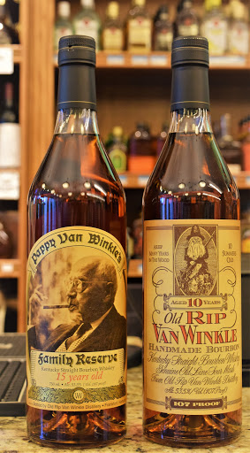 Liquor Store «Grove Liquors», reviews and photos, 2969 McDonald St, Coconut Grove, FL 33133, USA