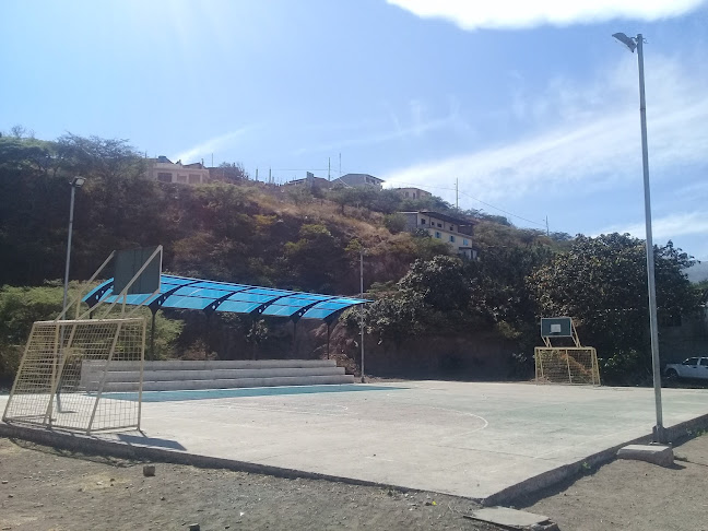 Opiniones de Cancha Uso Multiple Barrio Los Almendros en Catamayo - Gimnasio