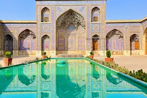 Nasir al-Mulk Mosque image