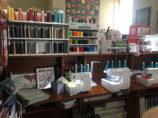 Quilt Shop «Thimbles», reviews and photos, 940 S State St, Lockport, IL 60441, USA