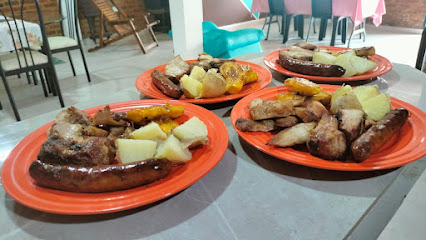 Restaurante El Rincón de Manolo Lago Calima - WGP6+94W, Calima, Valle del Cauca, Colombia