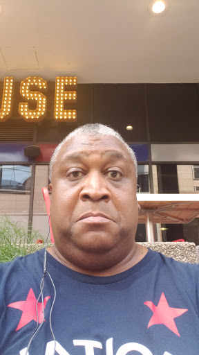 Liquor Store «Liquor Barrel 7th Street», reviews and photos, 665 7th St W, St Paul, MN 55102, USA