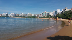 Foto von Praia da Bacutia von Klippen umgeben