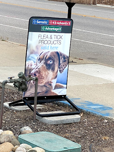 Pet Supply Store «Lemos Feed & Pet Supply», reviews and photos, 1320 Main St, Morro Bay, CA 93442, USA