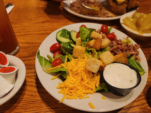 American Restaurant «Cracker Barrel Old Country Store», reviews and photos, 5035 Hinkleville Rd, Paducah, KY 42001, USA