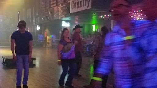 Night Club «Wild Country», reviews and photos, 17 Gateway Dr, Collinsville, IL 62234, USA