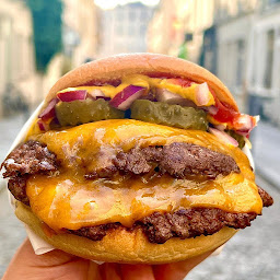 Photo n°46 de DUNK - SMATCH BURGER à Paris ()