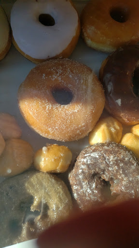 Donut Shop «Dough In The Box», reviews and photos, 3184 Austell Rd SW, Marietta, GA 30008, USA