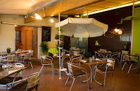 Atmosphère du Restaurant français L'Auberge de la Montagne à Arpajon - n°12