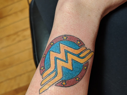 Tattoo Shop «Mountainside Tattoo & Piercing VT», reviews and photos, 55 Square, Bellows Falls, VT 05101, USA