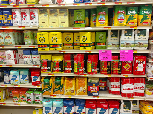 Grocery Store «M & L Food Market», reviews and photos, 7446 Collins Ave, Miami Beach, FL 33141, USA