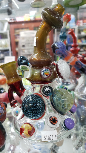 Tobacco Shop «Emerald Triangle Glassworks», reviews and photos, 415 S State St, Ukiah, CA 95482, USA