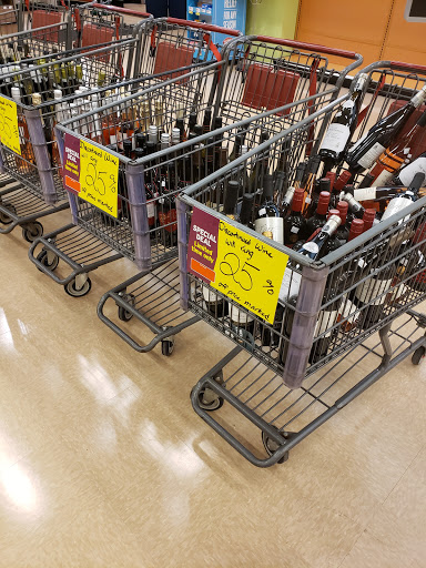 Grocery Store «Hannaford Supermarket», reviews and photos, 73 Fort Eddy Rd, Concord, NH 03301, USA