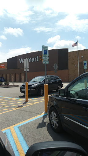 Department Store «Walmart Supercenter», reviews and photos, 3390 N Hwy 67, Florissant, MO 63033, USA