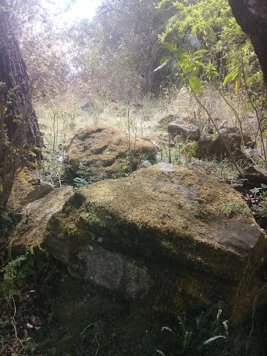 Ladera de las lápidas antiguas