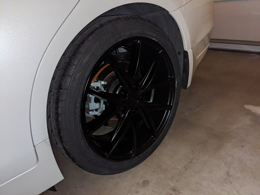 Tire Shop «C & R Tire - Cave Creek», reviews and photos, 17434 N Cave Creek Rd, Phoenix, AZ 85032, USA