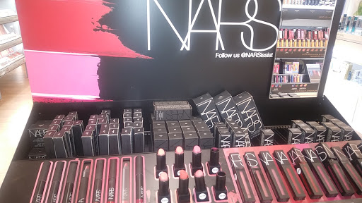 Hair Salon «Ulta Beauty», reviews and photos, 5860 Leesburg Pike, Falls Church, VA 22041, USA