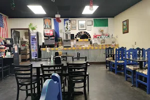Selena's Salvadorian Restaurant image
