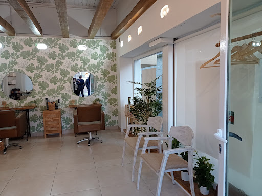 Perruqueria org@nica en La Ràpita, Tarragona