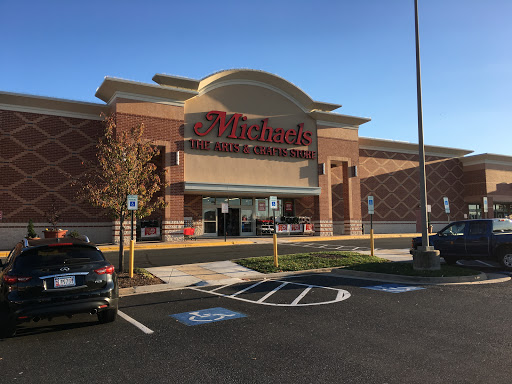 Michaels, 1110 Stafford Market Pl, Stafford, VA 22556, USA, 
