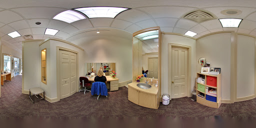 Cosmetics Store «Merle Norman Cosmetic Studio», reviews and photos, 29 W 8th St, Holland, MI 49423, USA