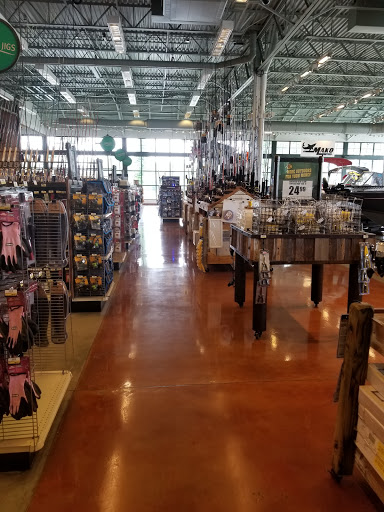 Sporting Goods Store «Bass Pro Shops», reviews and photos, 1972 Power Plant Pkwy, Hampton, VA 23666, USA