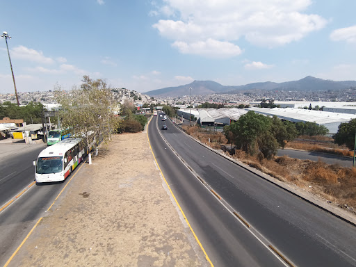 Puente Peatonal La Quebrada 2