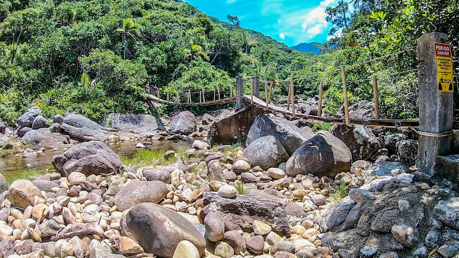 Foto di Praia das Galhetas con molto pulito livello di pulizia