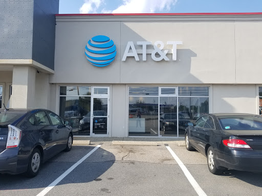 AT&T Authorized Retailer, 135 Turnpike Rd, Westborough, MA 01581, USA, 