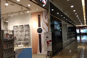 Swatch Store image
