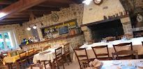 Atmosphère du Restaurant français Le Moulin de Chevillou à Saint-Gence - n°3