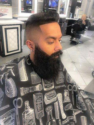 Hair Salon «Realmen Signature Barber Shop», reviews and photos, 6149 N Scottsdale Rd #108, Scottsdale, AZ 85250, USA