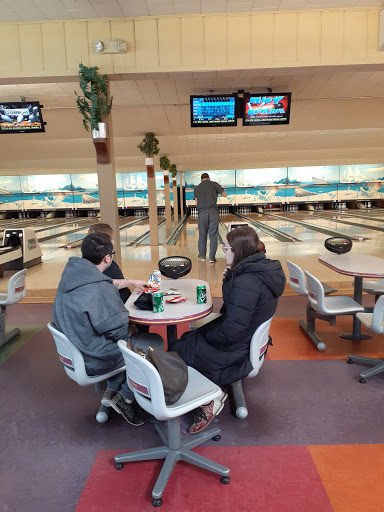 Bowling Alley «Lakeshore Lanes», reviews and photos, 31025 Jefferson Ave, St Clair Shores, MI 48082, USA