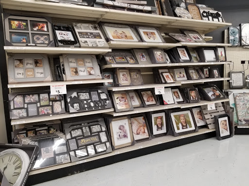 Discount Store «Big Lots», reviews and photos, 1401 Huntington Dr b, South Pasadena, CA 91030, USA