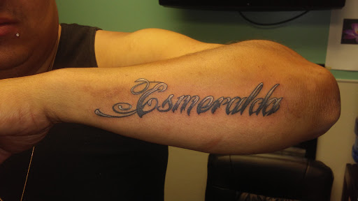 Tattoo and Piercing Shop «Miraculous Creations», reviews and photos, 387 Park Ave, Worcester, MA 01610, USA