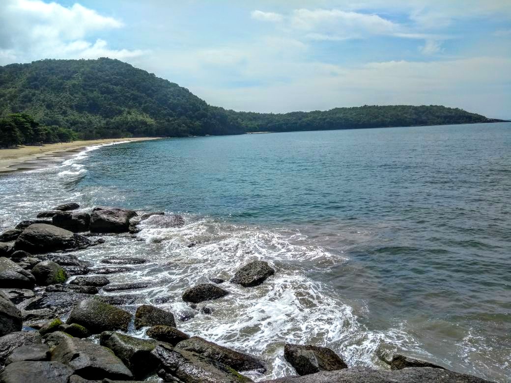 Praia da Ponta Aguda'in fotoğrafı geniş ile birlikte